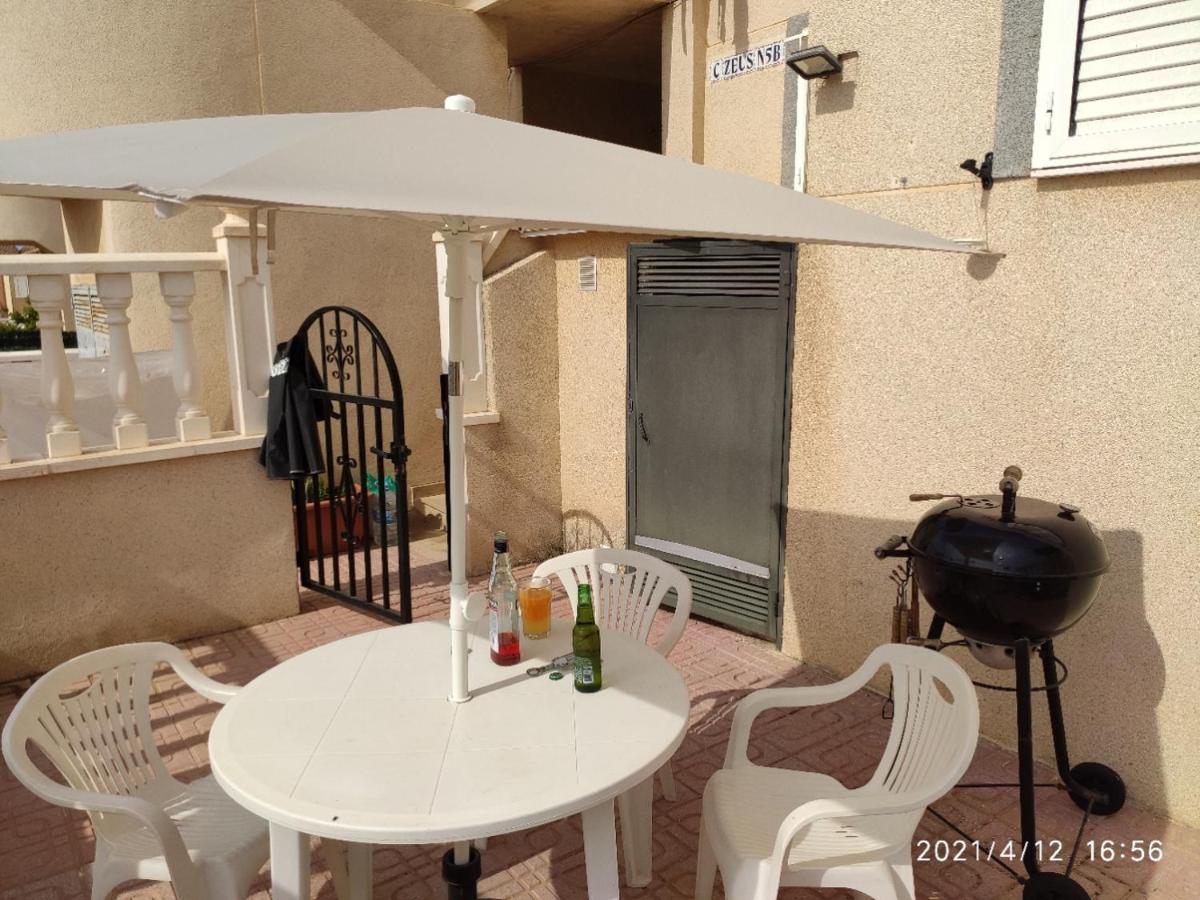 Apartamento Torre Zeus, La Mata, Торевиеха Екстериор снимка